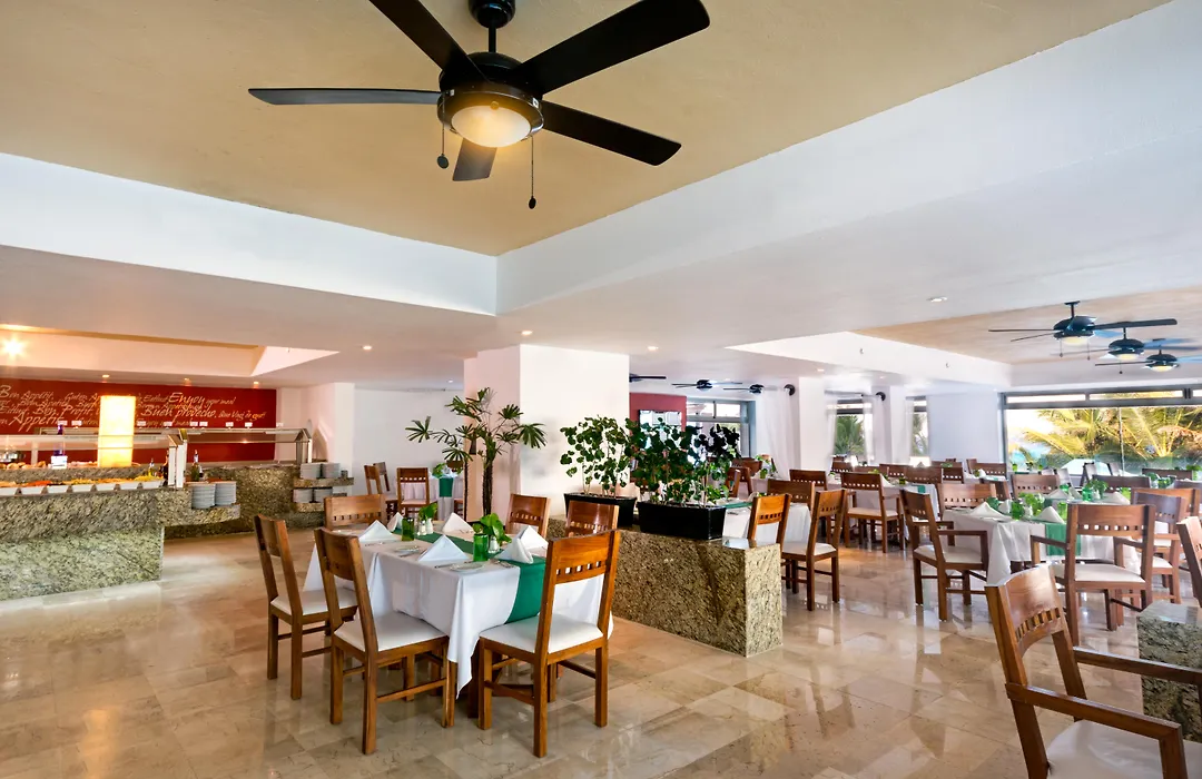 Flamingo Cancun All Inclusive-1